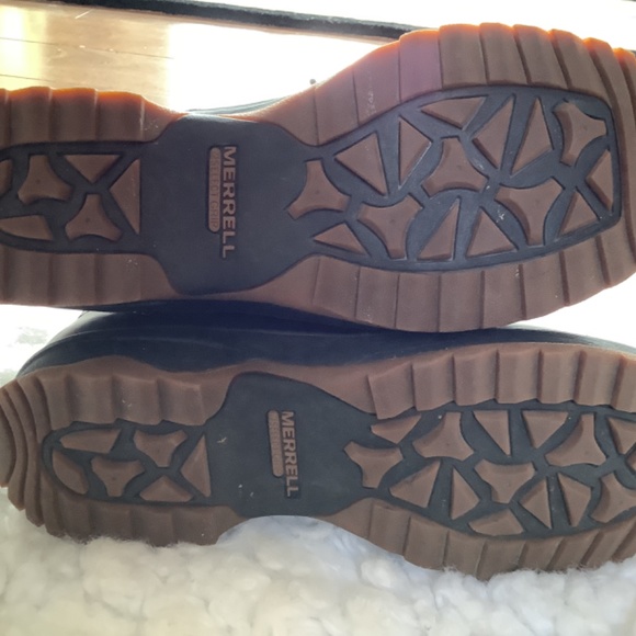 MERRILL HIKING BOOTS…Select Grip - Picture 3 of 4